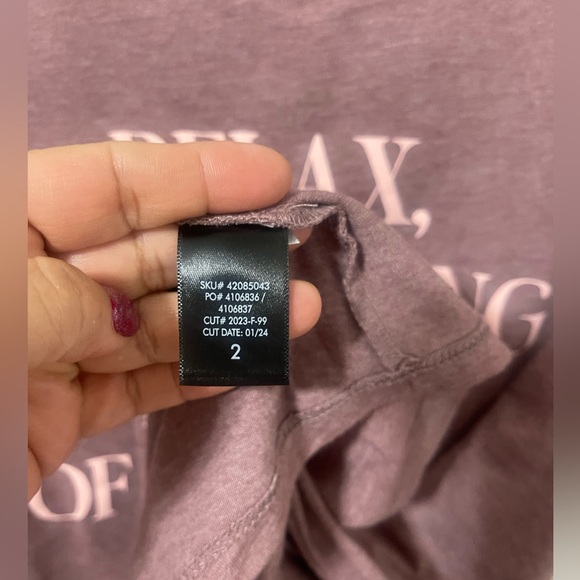 💚 TORRID CLASSIC FIT T-SHIR, PLUM COLOR - Picture 6 of 6